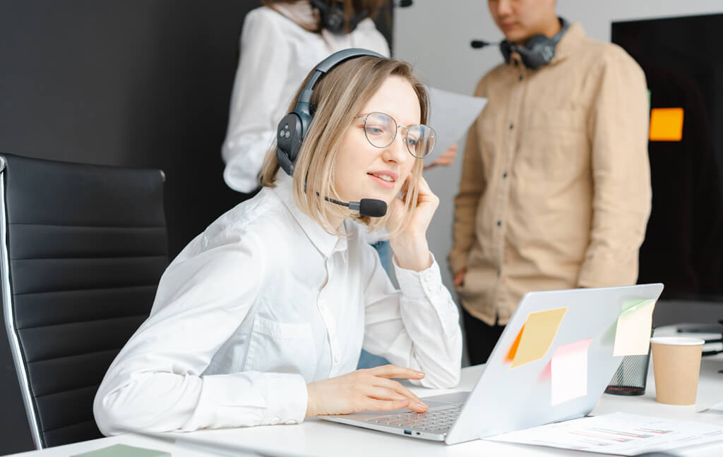 Outstation driver service and road trip planning with Apna Driver